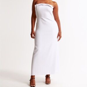 Elegant White Strapless Dress